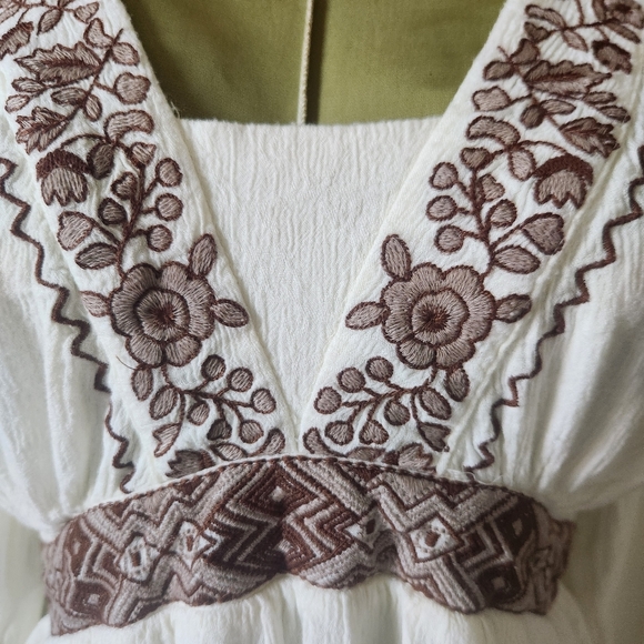 Shyanne Embroidered Boho Dress – Ivory – Women’s Medium - Picture 3 of 14